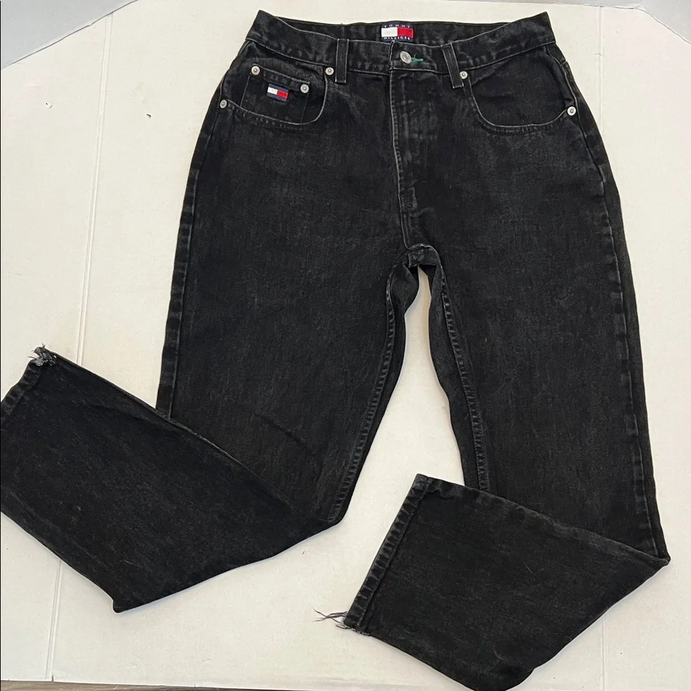 90’s TOMMY HILFIGER BLACK STRAIGHT LEG HIGH WAIST JEANS